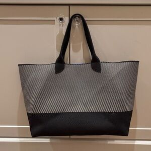 Rothy's Oversized Travel Tote (Like New!)